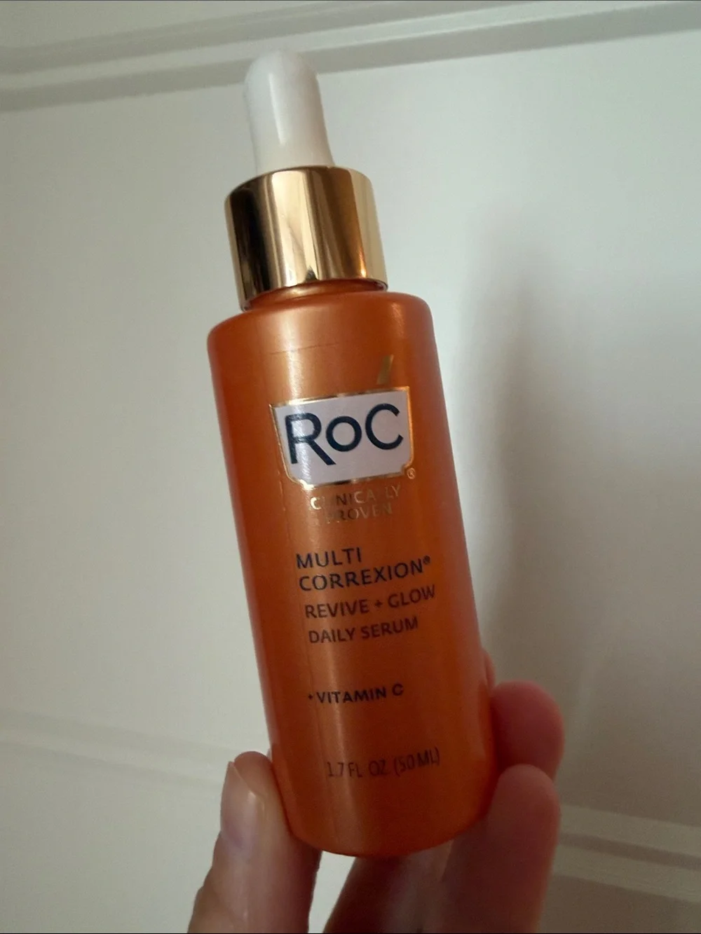✨🍊Vitamin C Skincare Bundle! 🍊✨ RoC Revive + Glow AND MadHippie Vitamin C Serum